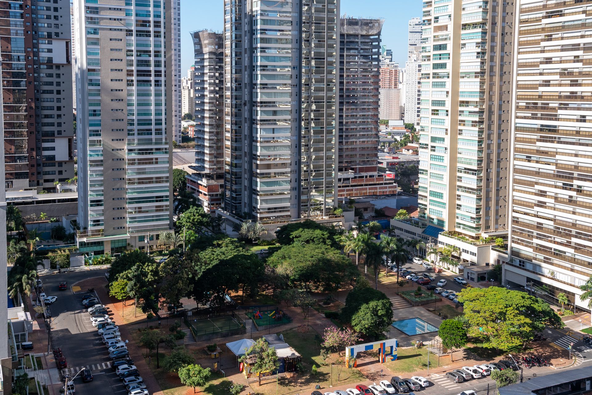 Vista da varanda do decorado do Casa Brasileira Consciente, unidade 1703